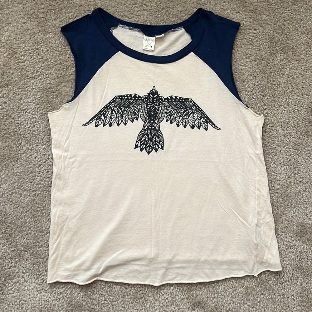 LA Hearts sleeveless tshirt - soaring bird motif - Sz S